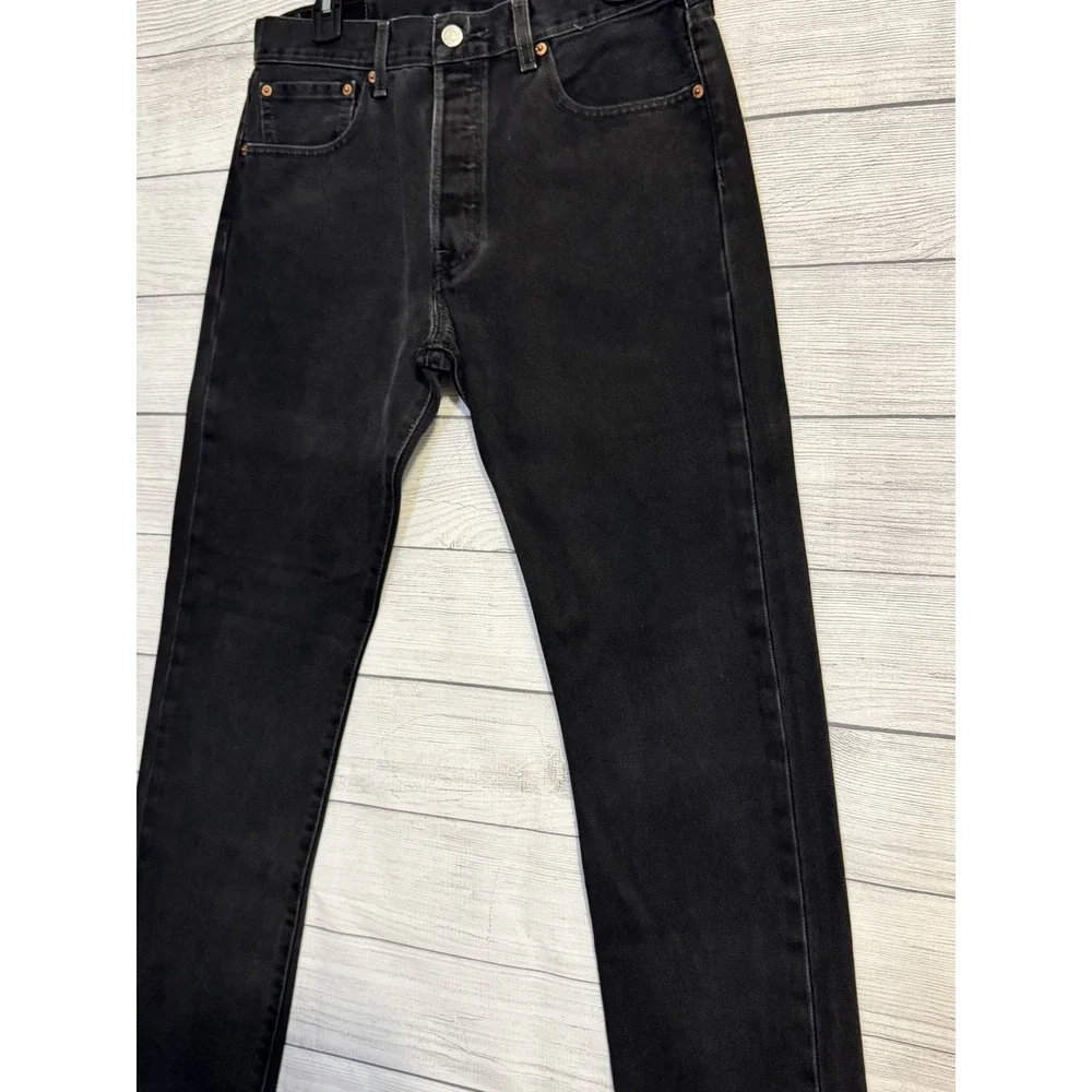 Levi's 501 Original Fit Button Fly Jeans 32x32 Black Straight Leg - Picture 2 of 8